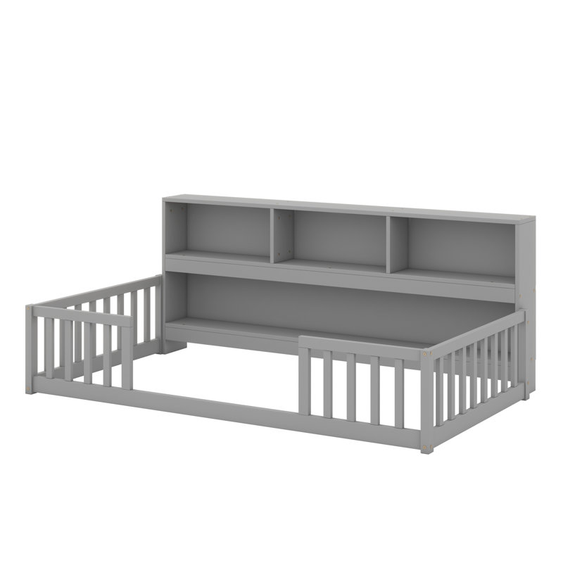 Lit sur pied avec bibliothèque de chevet, tablettes, garde-corps, Gris