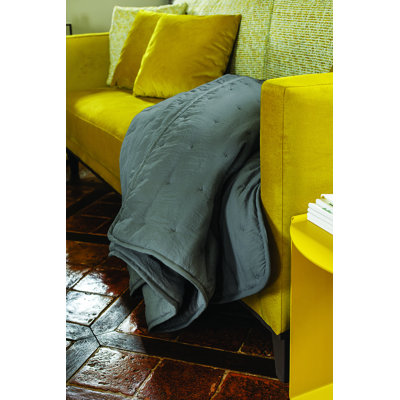 Adalid Blanket