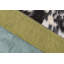 Tapis rond vert / jaune / beige en peau de vache rayée Nueva Raya-731607934