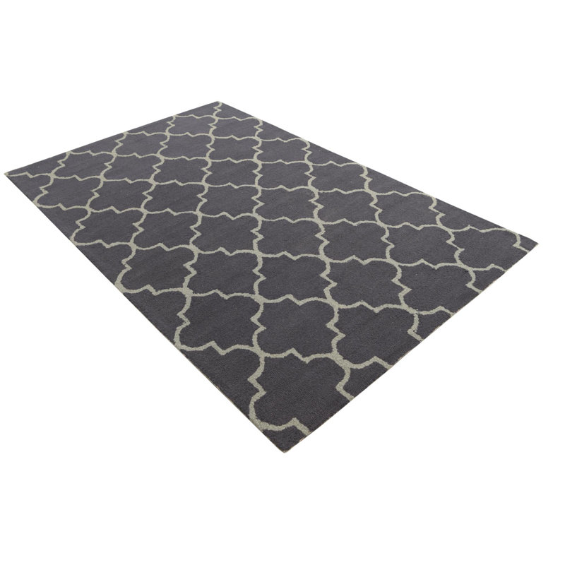 Tapis bleu marine 5 pi 0 po x 8 pi 1 pi Pineland