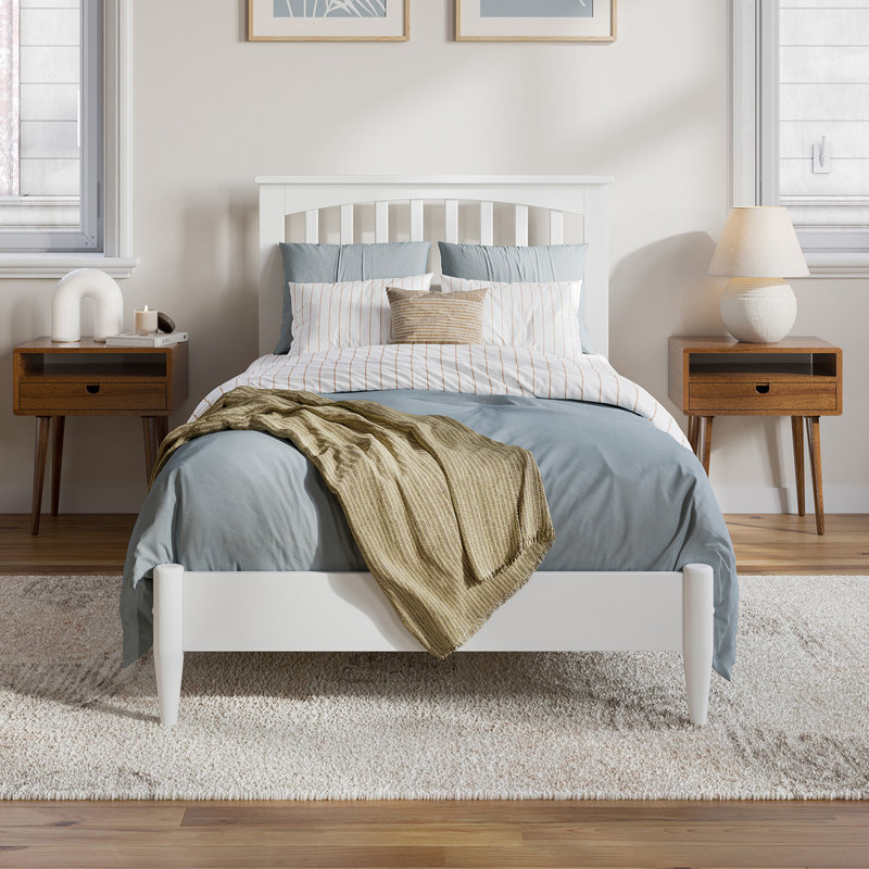Lit plateforme en bois massif Aritra, Simple TG, Blanc
