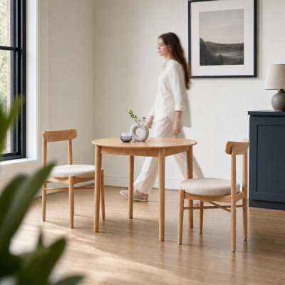 Table de salle à manger 31,5 po Linden, plateau en panneau de fibres à densité moyenne avec placage en frêne et pieds en bois d'hévéa massif, petit mobilier de salle à manger moderne pour la salle à manger, la cuisine, le coin-repas, naturel