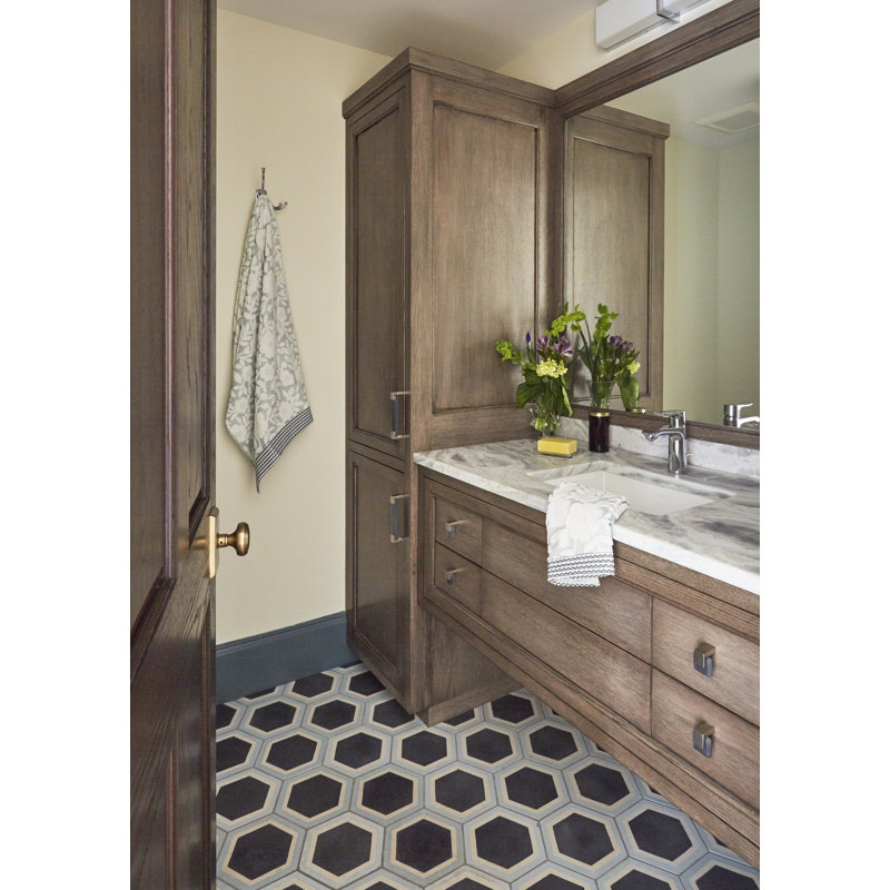Affinity 8" Center to Center Bar Pull, Satin Brass/Black