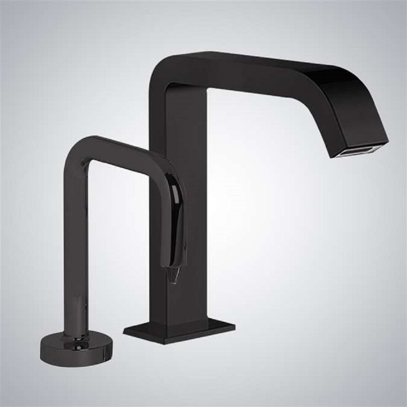 Robinet avec capteur automatique mains libres BathSelect Pescara et distributeur de savon liquide sans contact au fini bronze huilé foncé