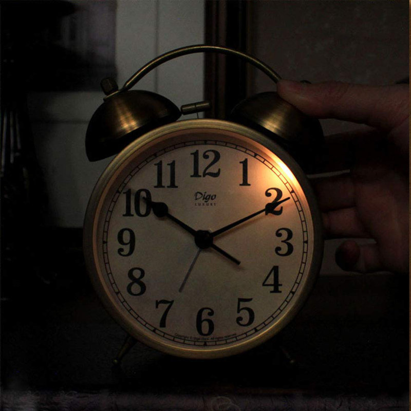 Réveille-matin analogique à quartz en métal analogique