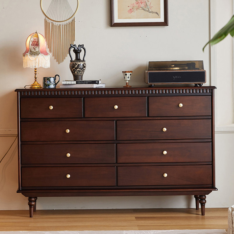 Armoire d'appoint en noyer massif
