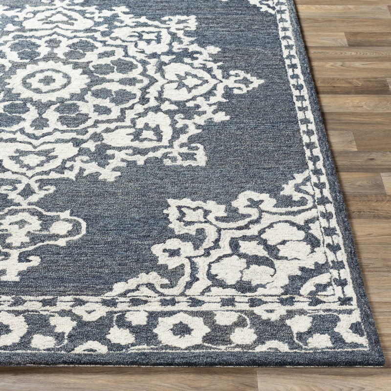 Bergmann Wool Oriental Indoor Rug, Round 8'