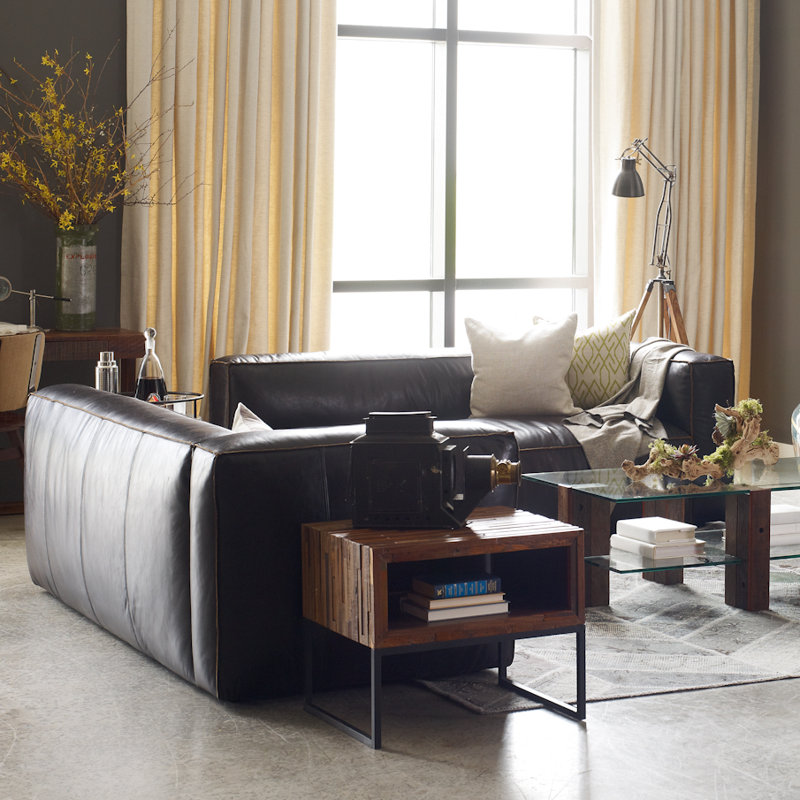 Porte Crayon Sectional