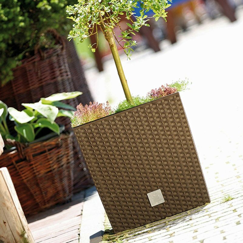 Max Pot Planter, White, 38cm H x 16cm W x 20cm D
