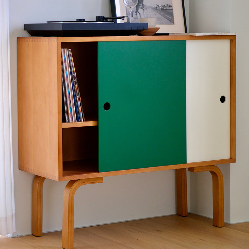 Small-sized storage cabinet