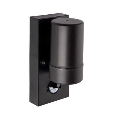 Metoyer 15.2cm H Outdoor Armed Sconce