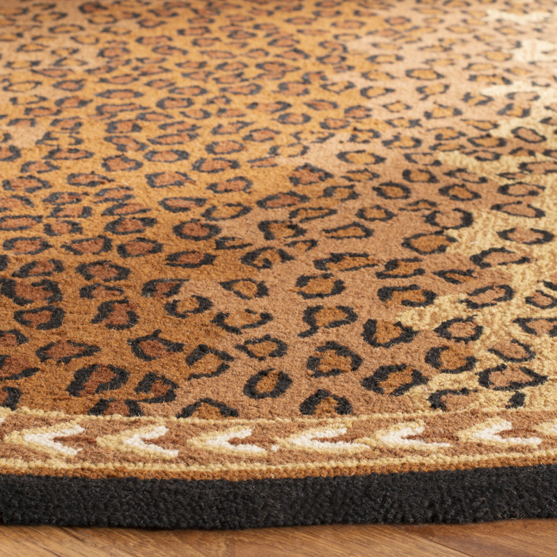 Altman Hand Hooked Wool Animal Print Rug, Round 7'