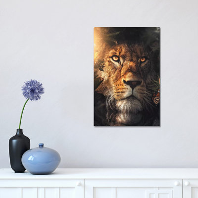 Lion Hiding 1 Piece Wall Art on Canvas