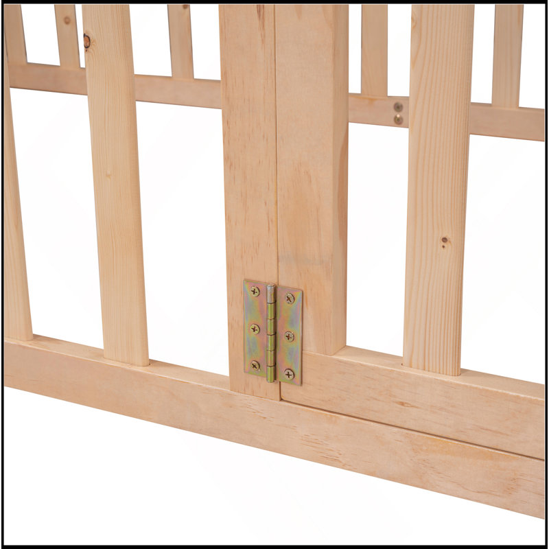 Structure de lit simple en bois avec clôture et porte, Naturel