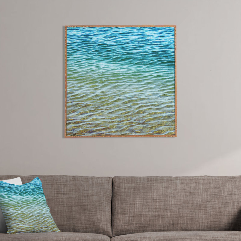 «Ombre Sea» par Shannon Clark, reproduction de photo encadrée