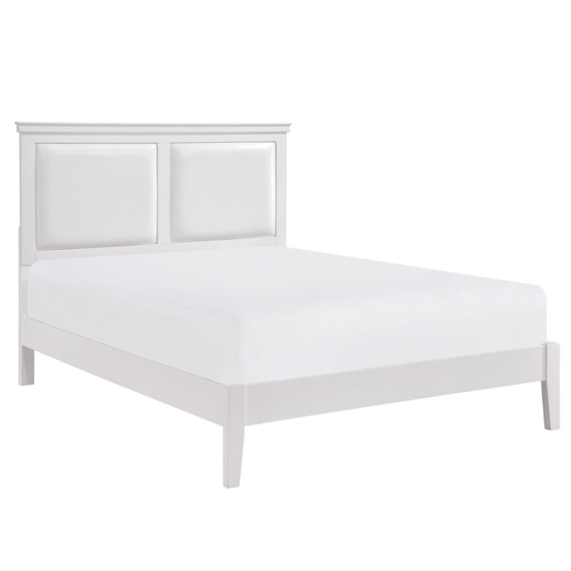 Tête de lit blanche en similicuir pour un environnement de chambre à coucher paisible, Grand lit, Blanc
