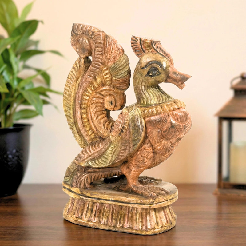 Figurines & Sculptures