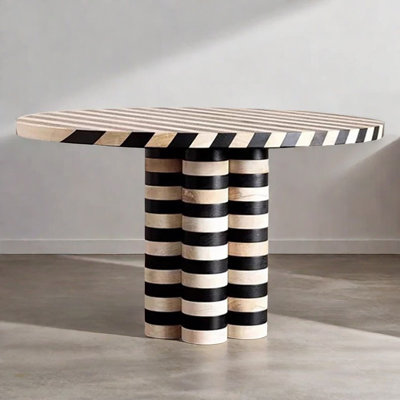 Retro Simple Round Solid Wood Dining Tables