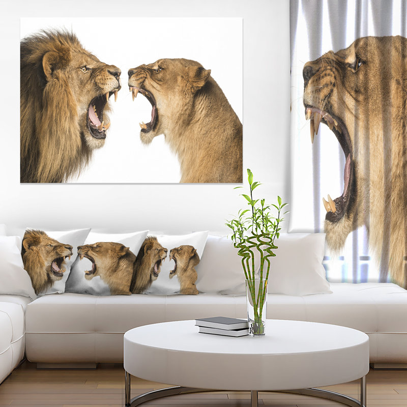 «Lion and Lioness Roaring», impression sur toile tendue, H 30 po x l 40 po x p 1 po, Toile tendue