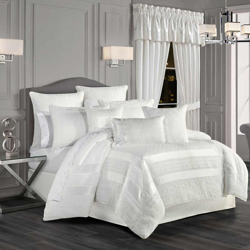 Epic King 4Pc. Comforter Set, King Comforter + 3 Additional Pieces