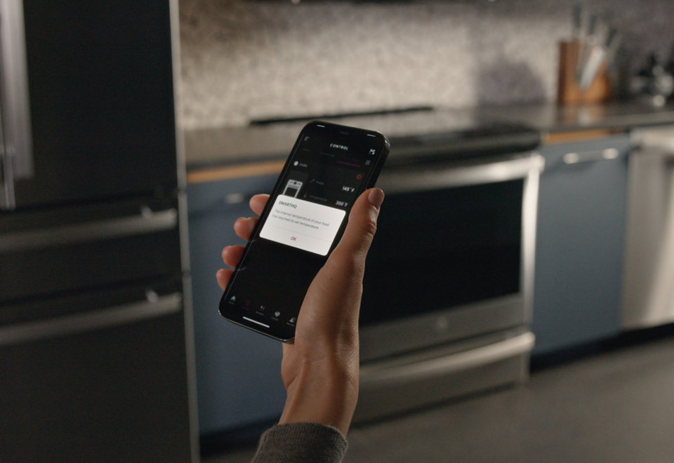 Smart Features powered by SmartHQ™
