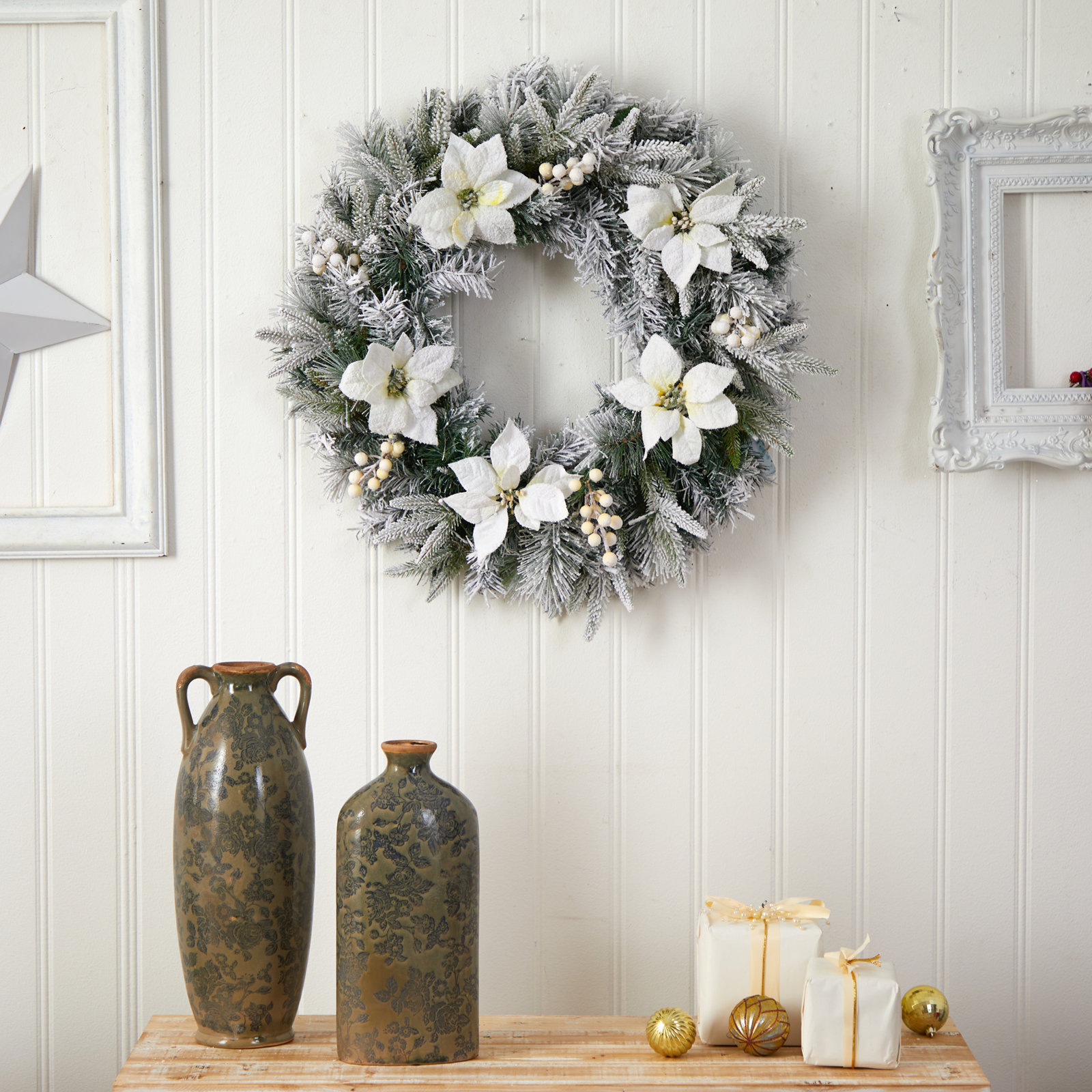 24'' Faux Mixed Assortment Lighted Wreath