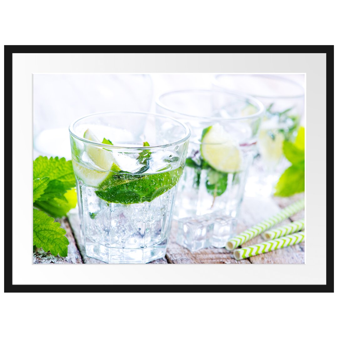 Gerahmtes Poster Mojito-Gläser mit Minze