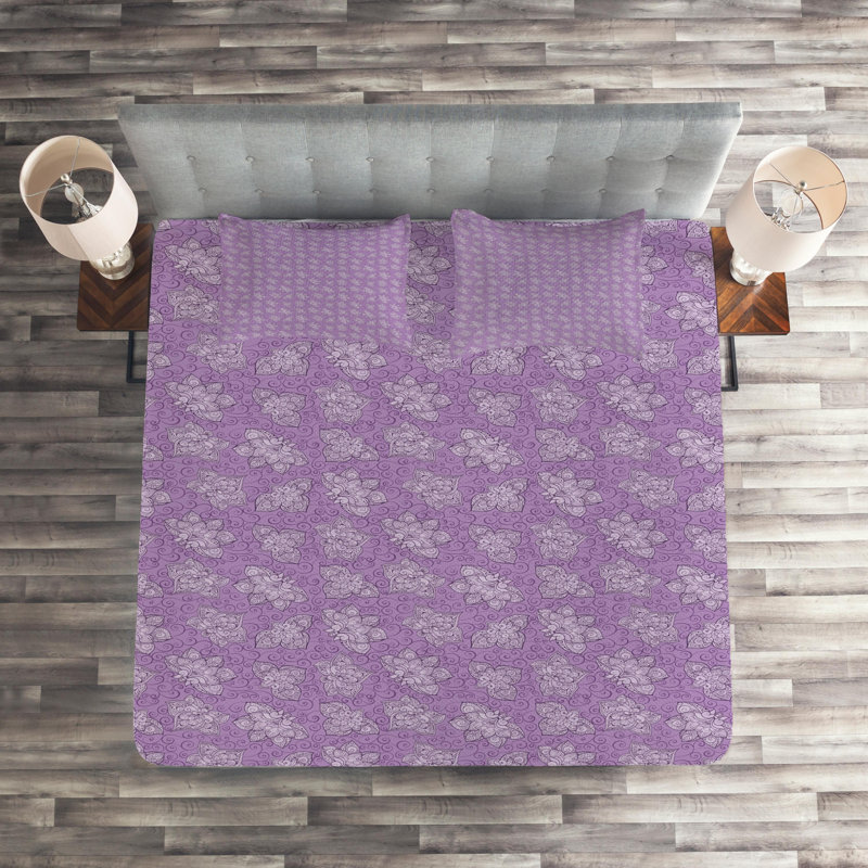 Polyester Coverlet, King Bedspread + 2 Standard Shams, Purple/Pink Geometric Shapes