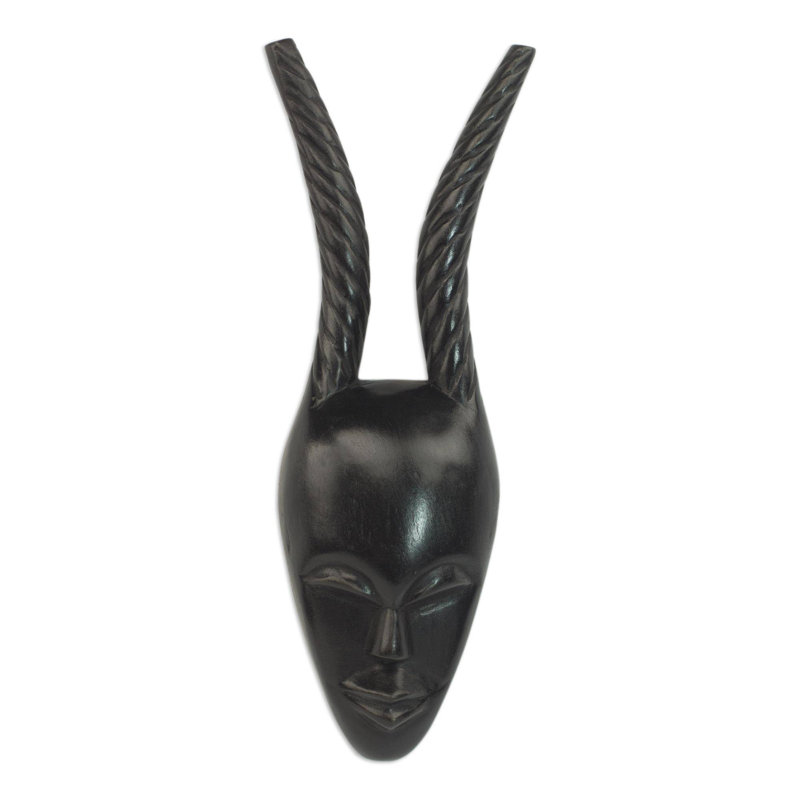 Masque en bois femme warrior ashanti