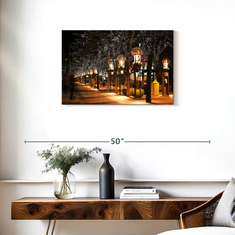 Sireci Christmas Lamp Post, 20" H x 30" W