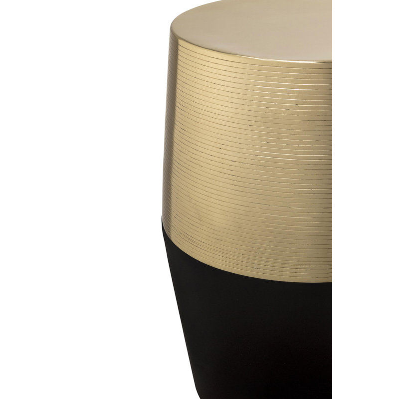 Chinu Jadran Stool