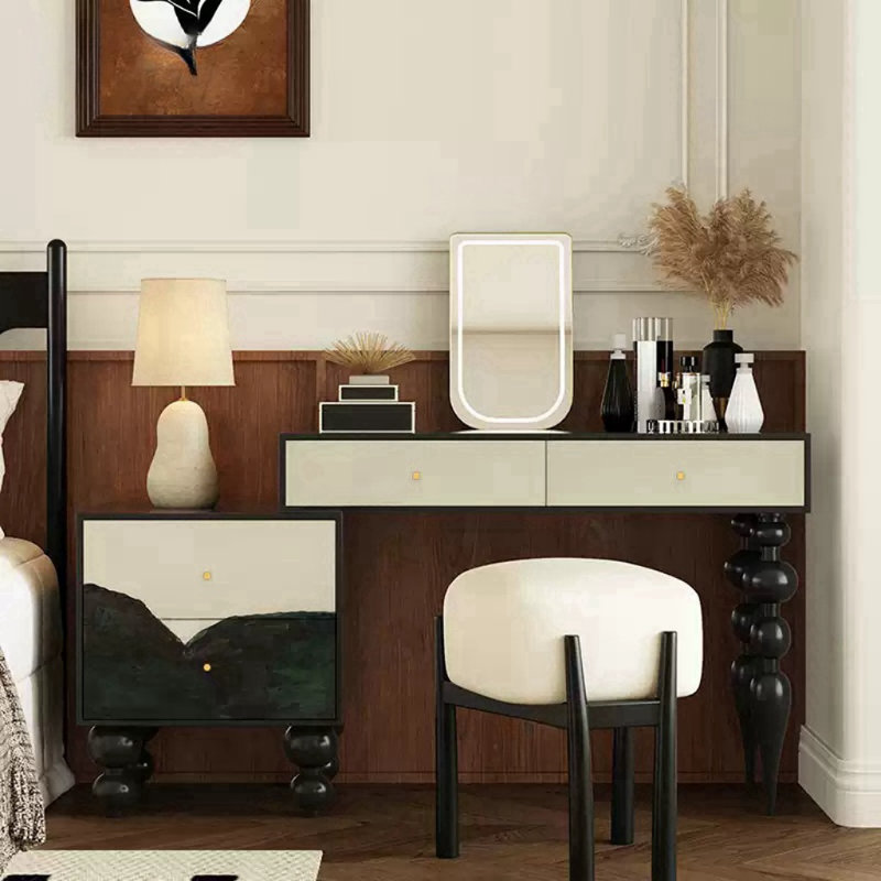 Dupont, Black