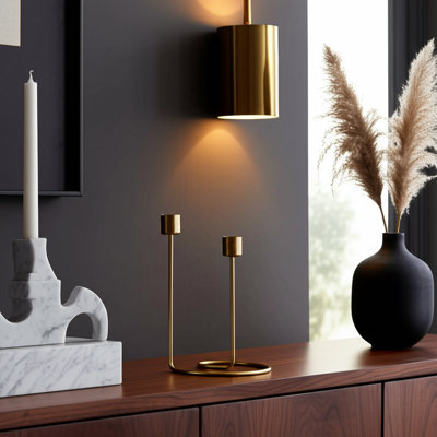 Porte-bougie décoratif avec base sculpturale tourbillon