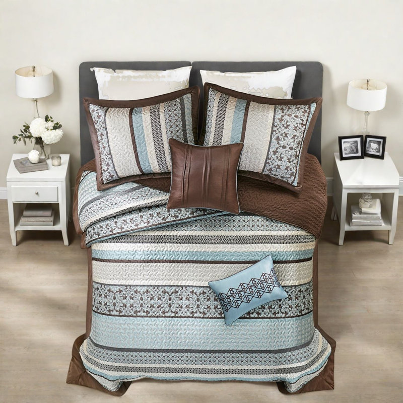 Elegant Jacquard Bedding Sets, 100% Polyester, Traditional Style For Home