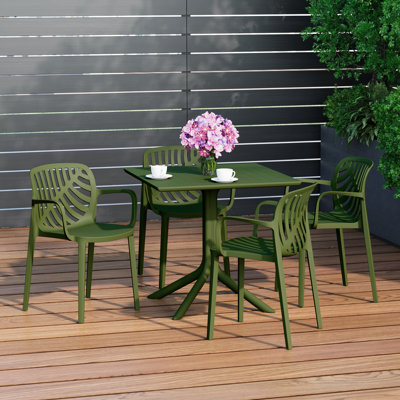 Ensemble repas carré pour 4 personnes