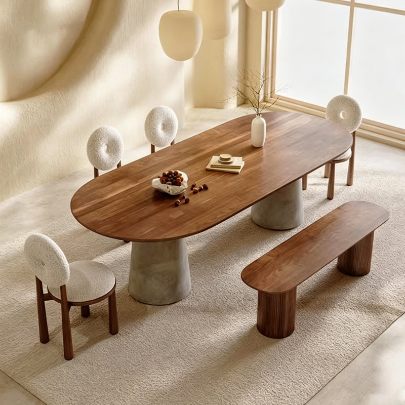 Table de salle à manger ovale en pin brun avec piètement conique en métal, 29.53" H x 70.87" W x 31.5" D