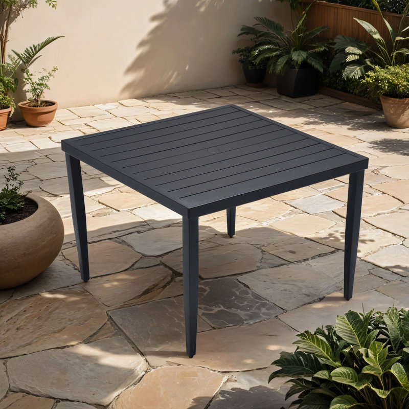 Table de patio carrée en aluminium 40 po x 40 po - Noir braise, légère, antirouille, look contemporain pour l'extérieur, élégante, design
