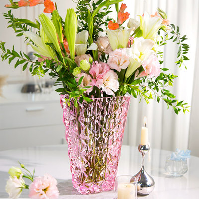 Vases de table en verre rose Pyramid