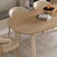 Table de salle à manger ovale-338643378