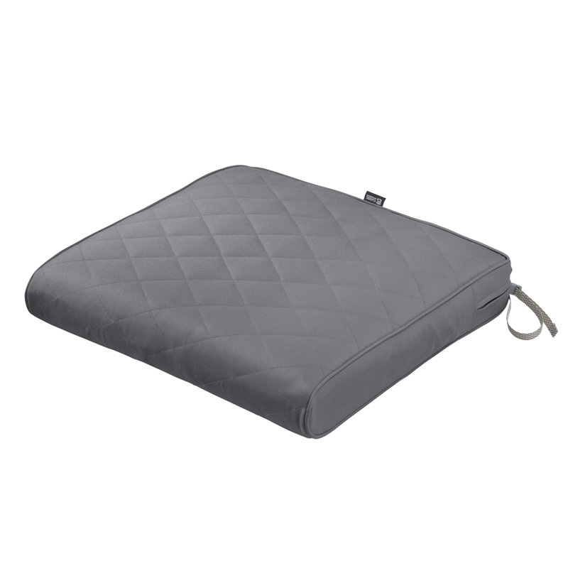 Coussin de patio matelassé Ayvion, Gris, H 3 po x l 21 po x P 19 po