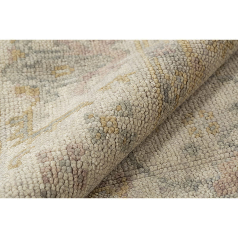 Rock My Classics Wool Oriental Area Rug in Beige, Rectangle 6' x 9'