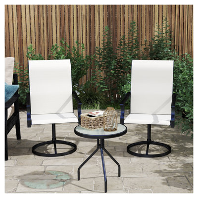 Ensemble de 2 chaises de patio pivotantes à dossier haut avec sièges en filet crème Outsunny, cadre en acier blanc
