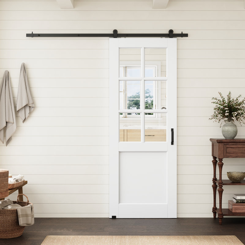 Porte standard à âme en bois massif préfinie, 6 carreaux de verre clair, 32 po x 80 po, avec ensemble de quincaillerie noire pour porte de grange montée sur le dessus