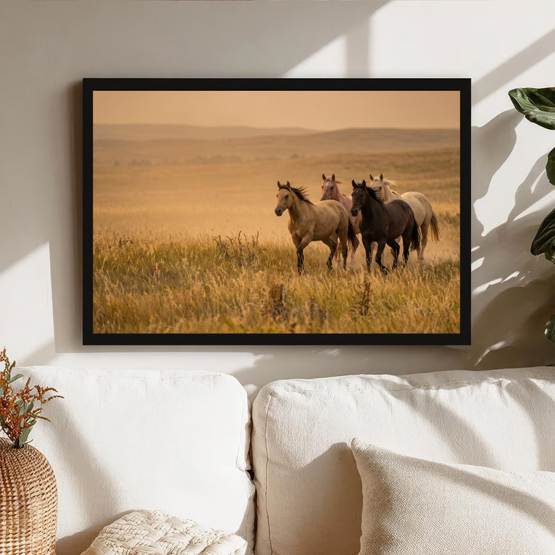 Quatre chevaux qui courent dans un champ doré, art mural, 12"H x 18"W