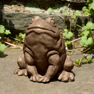 Jumper Statue