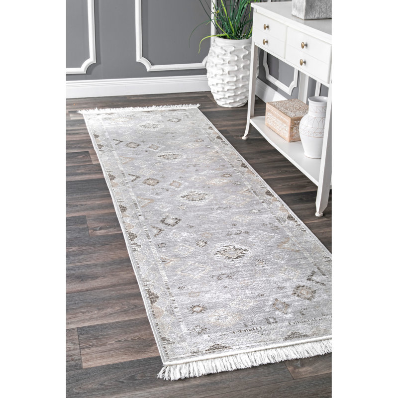 Venice Fringed Silver Area Rug, Runner 2' 8" x 8' 6"