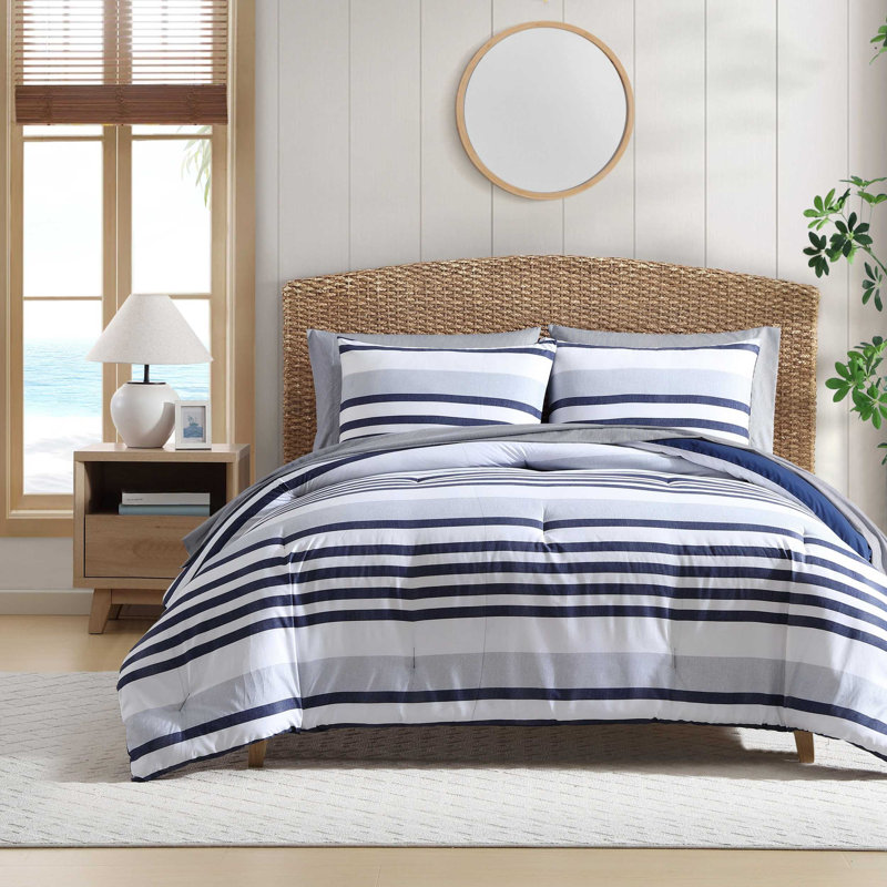 Ensemble d'édredon rayé bleu marine Nautica Palm Coast, Rayures bleues et blanches
