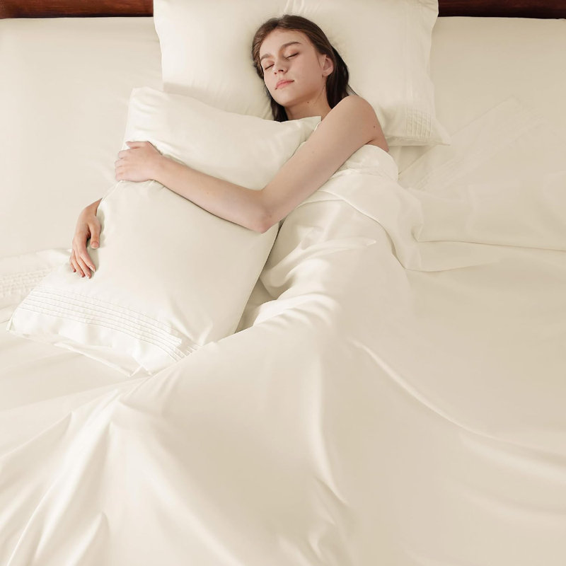 Bedsure Deep Pocket Sheet Set - Fits Mattresses Up to 21 Inches Thick -  GentleSoft Bed Sheet set, Moisture Wicking, Soft & Cooling Bed Sheet & Pillowcases, Easy & Secure Fit