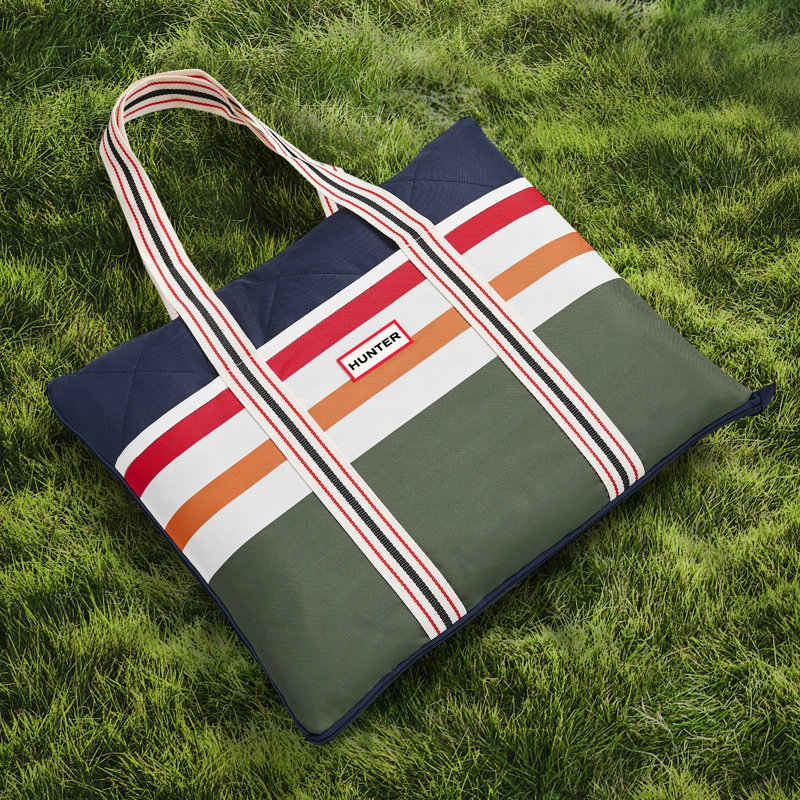 Hunter Outdoor Blanket Tote Bag, Color Block Multi