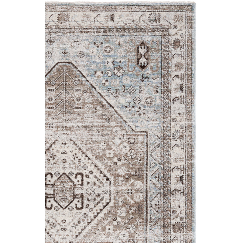 Luxanna Antique Patina Performance Oriental Rug, Rectangle 4' x 5'7"